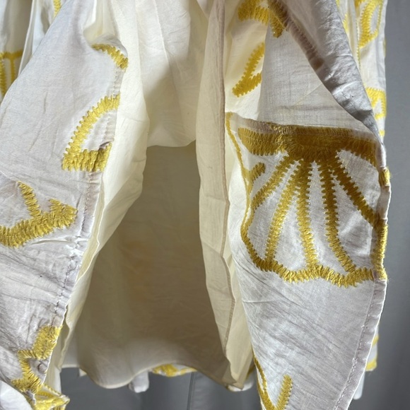 INC Light cotton skirt with embroidered Flowers - Picture 4 of 5